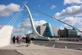 ENGLISH AND TECHNOLOGIES - DUBLIN- HOMESTAY - www.amblanguages.it